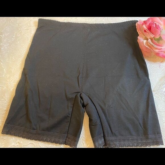 🛍Lacy assorted Embroidery Design Panties Size XL - Picture 3 of 9